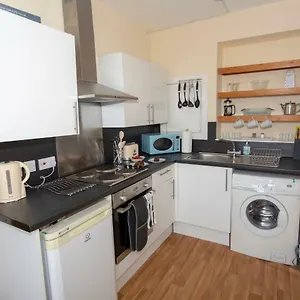  Apartment Spacious 2 Bed In The Heart Of Old Town